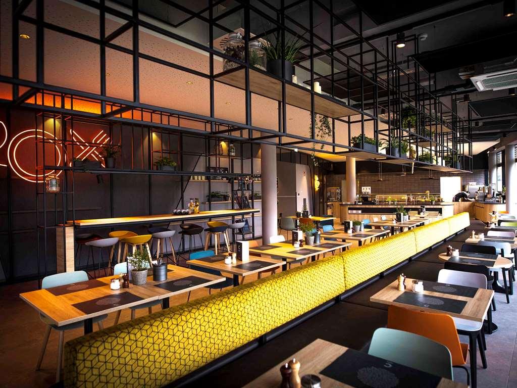 Hotel Ibis Wels Restaurante foto
